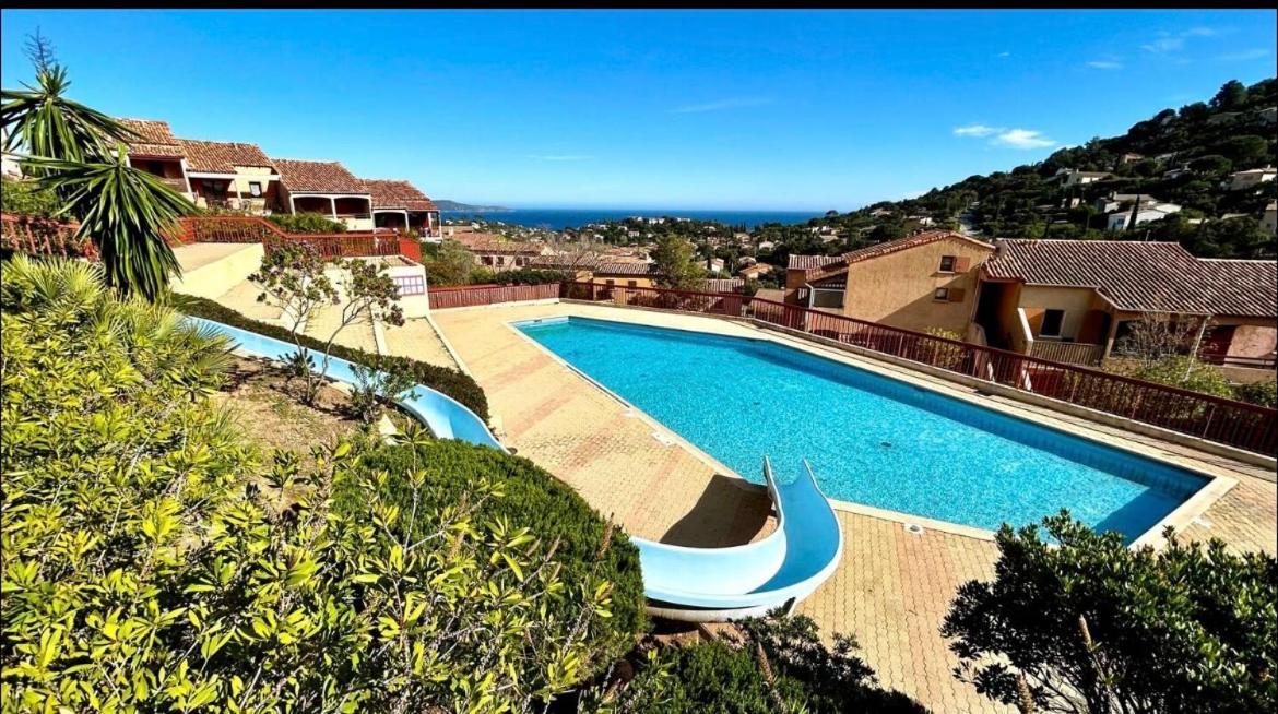 Apartamento Terrasse De 30M2 Vue Mer Panoramique 1 Chambre Cavalaire-sur-Mer Exterior foto